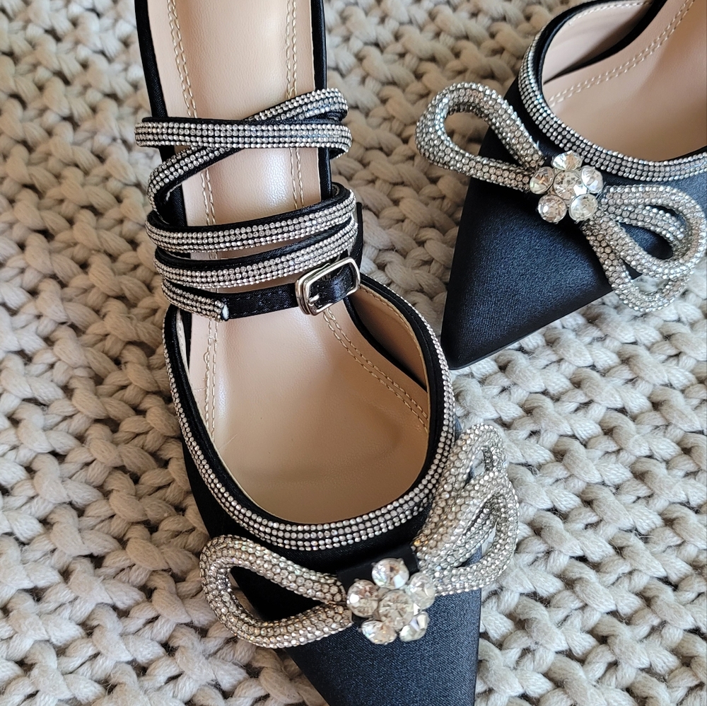 STILLETO SANDALS IN BLACK